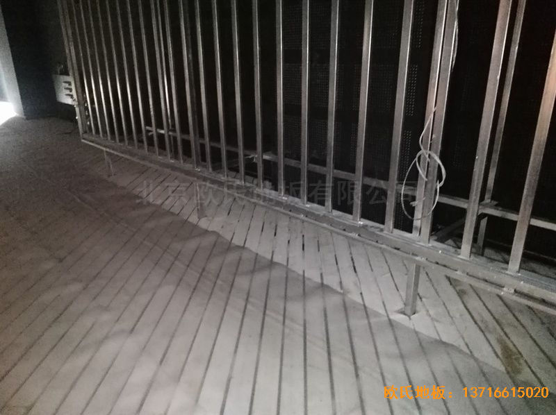 �ӱ��ȷ�����ͬ�ČW(xu��)У���_(t��i)�w���ذ���b����