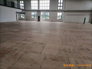 ���K���w�\(y��n)��·�W(xu��)У�\(y��n)��(d��ng)ľ�ذ尲�b����