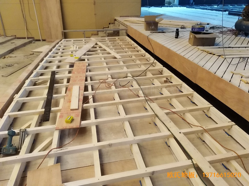 �ӱ��ȷ�����ͬ�ČW(xu��)У���_(t��i)�\(y��n)��(d��ng)�ذ���b����