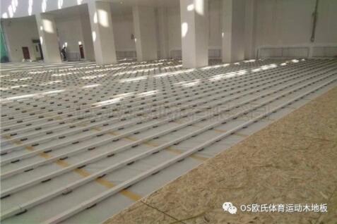 ����ʯ��ɽ�Ǻ��ЌW(xu��)�@���^ľ�ذ�ɹ�����