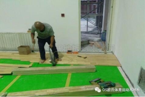 ����ʯ��ɽ�Ǻ��ЌW(xu��)�@���^ľ�ذ�ɹ�����