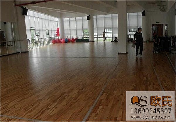 �\���w���ذ�